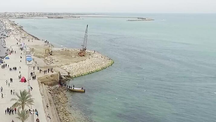 پروژه‌های اسکله گردشگری و فانوس دریایی بوشهر تعیین تکلیف شوند
