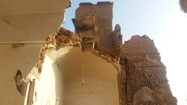 سقف یک خانه تاریخی در دزفول فروریخت