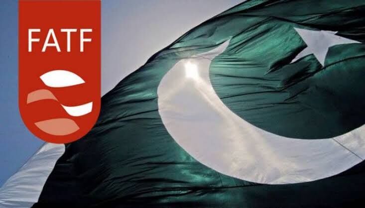 تلاش پاکستان برای خروج از لیست خاکستری FATF به در بسته خورد