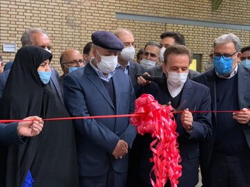 واعظی طرح توسعه شرکت چینی‌زرین اصفهان را افتتاح کرد
