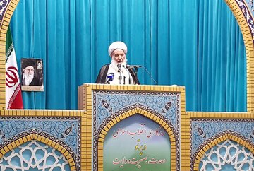 امام جمعه کرمانشاه: حمایت از تولید تحریم ها را خنثی می کند