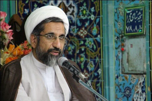خطیب جمعه بوشهر: رعایت پروتکل های بهداشتی قدردانی از کادر درمان است
