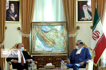 Iraqi FM meets with Shamkhani