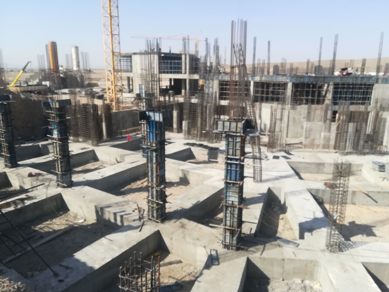 عملیات ساخت بیمارستان ۵۴۰ تخت‌خوابی ایرانشهر با سرعت ادامه دارد