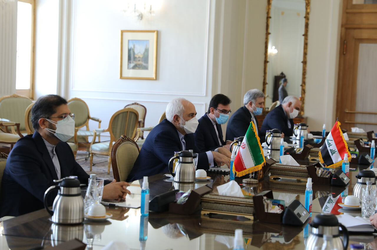 Iraqi, Iranian FMs confer 