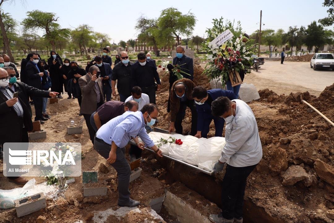 پیکر مدافع سلامت خوزستان دراهواز تشییع شد