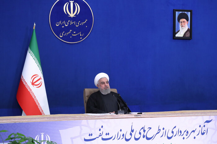 رئیس جمهور: دنیا و آمریکا ناچار خواهندشد در مقابل ملت ایران زانو بزنند