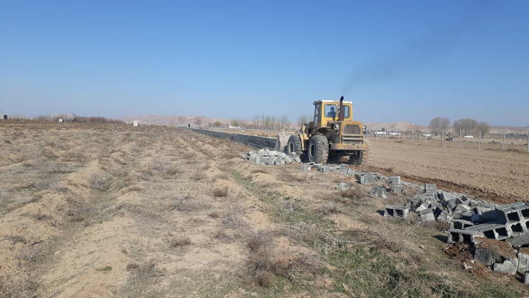 ۲۵۱هکتار از اراضی کشاورزی کرج از دست متصرفان خارج شد