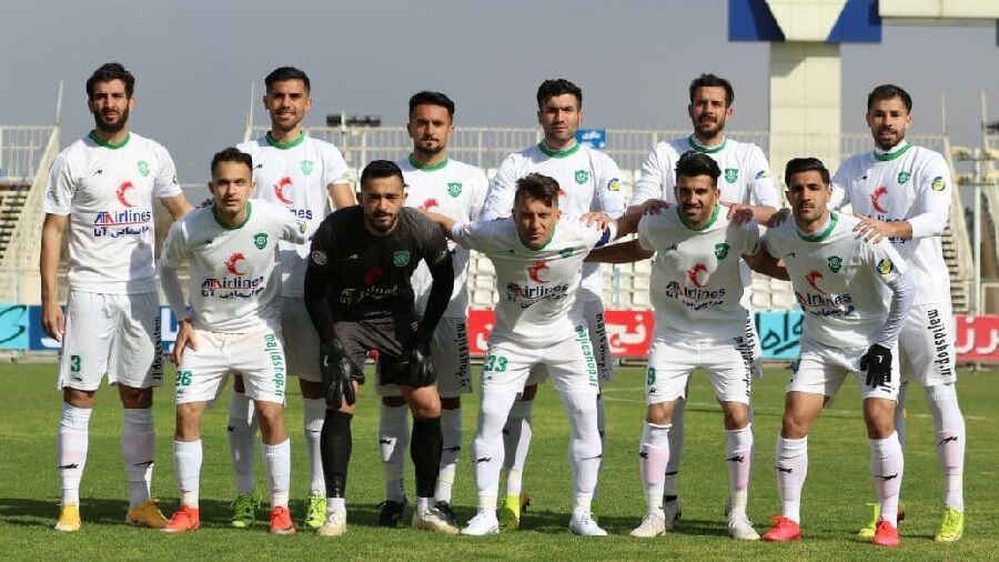 بازیکنان ماشین‌سازی از هتل محل اقامت بیرون شدند