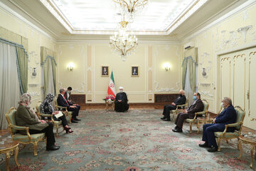 Iran president receives Irish FM