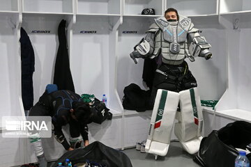 La finale du 12e championnat de hockey sur glace en Iran