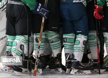 La finale du 12e championnat de hockey sur glace en Iran