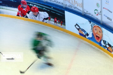 La finale du 12e championnat de hockey sur glace en Iran