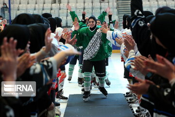 Kadınlar Buz Hokey Final Karşılaşması