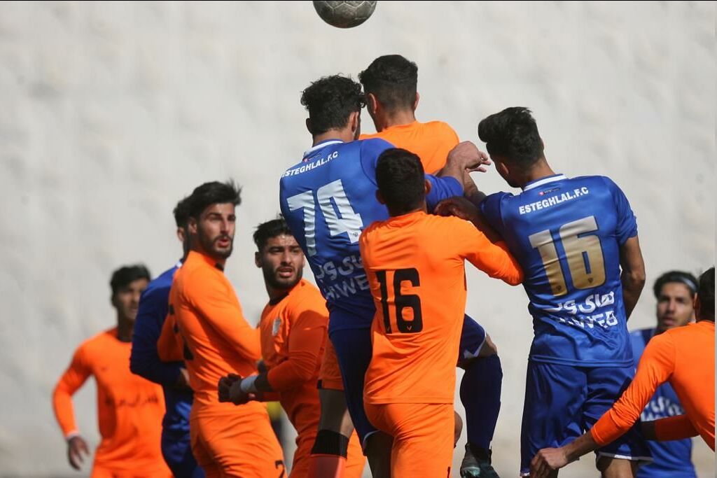 شکست امیدهای استقلال مقابل چشمان فرهاد مجیدی