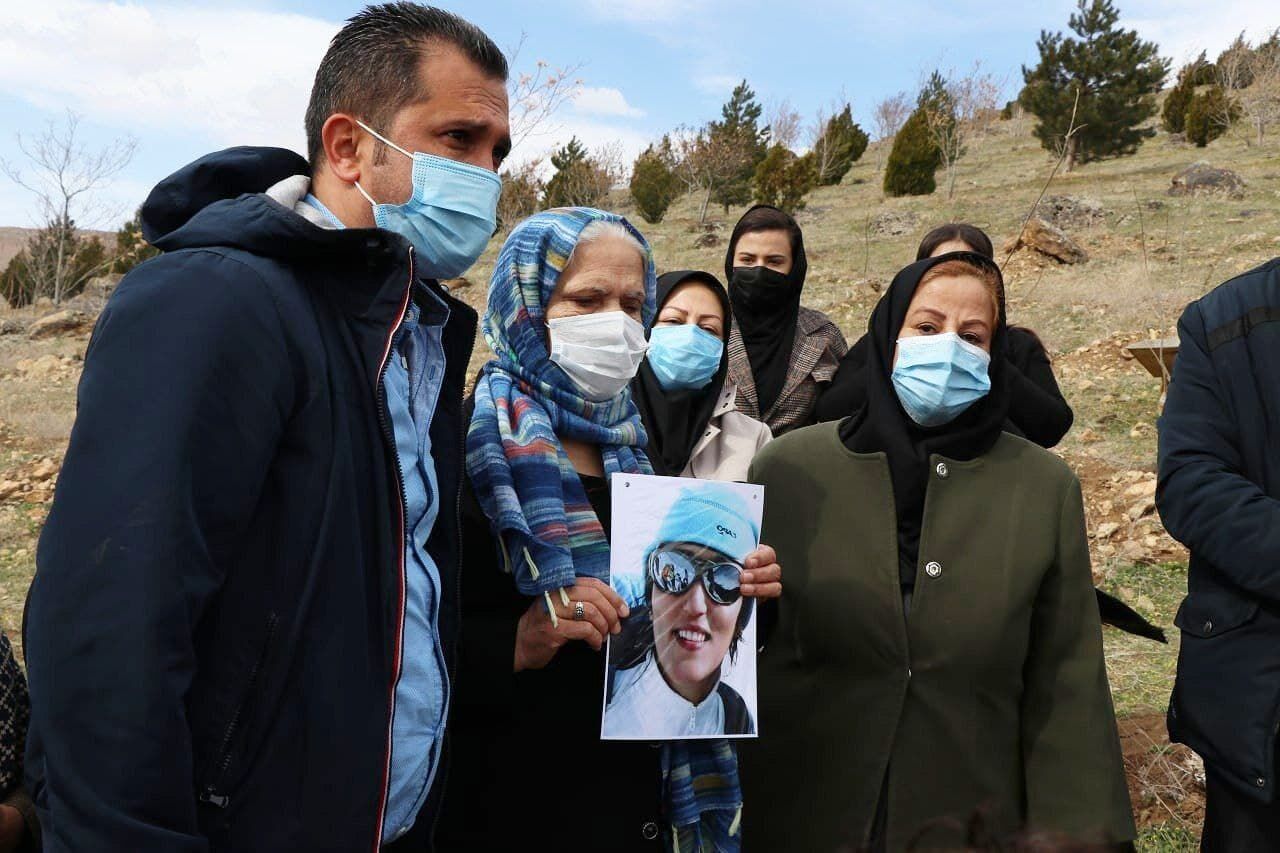 ۵ اصله نهال برای یادبود نام‌آوران اهدای عضو در بوکان غرس شد