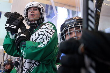 Finale de la compétition de patinage artistique féminin en Iran