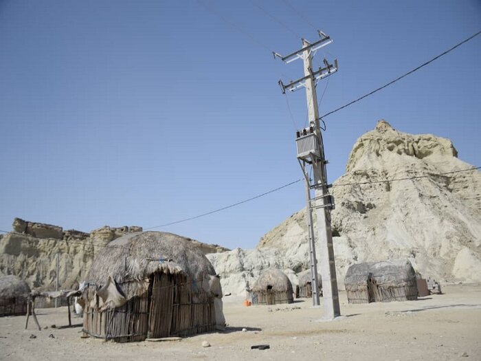 ۱۰۰درصد روستاهای کنارک از برق پایدار بهره‌مند شدند