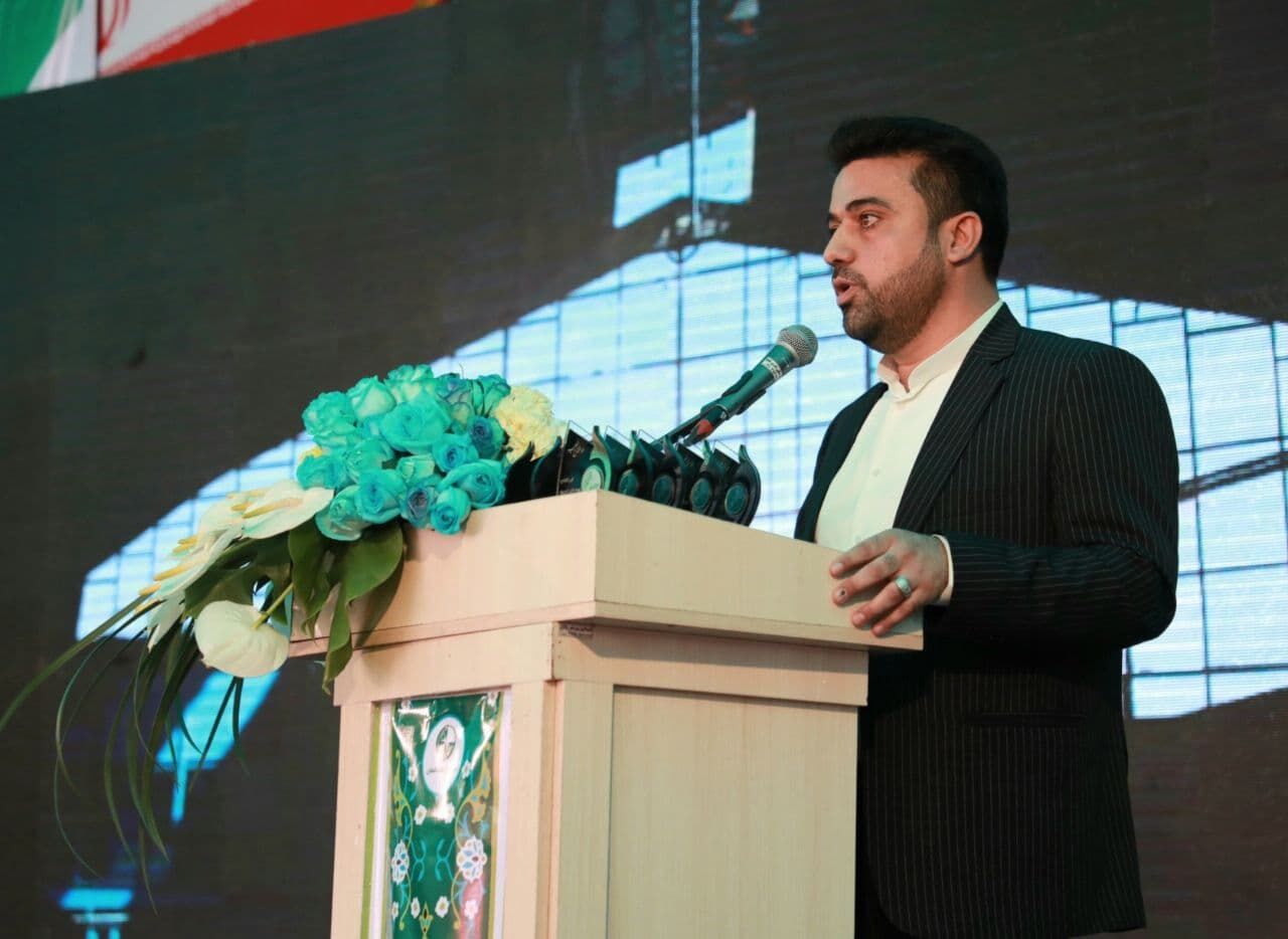 خط تولید پیرولیز پلاستیک به گازوئیل در لنجان راه‌اندازی می‌شود