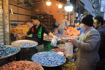 بازار داغ شب عید در ارومیه