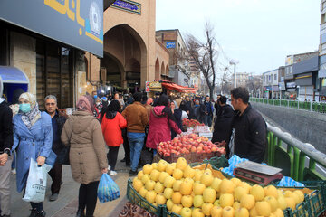 بازار داغ شب عید در ارومیه