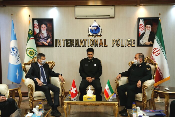 لزوم تقویت روابط دیپلماسی پلیسی ایران و سوئیس