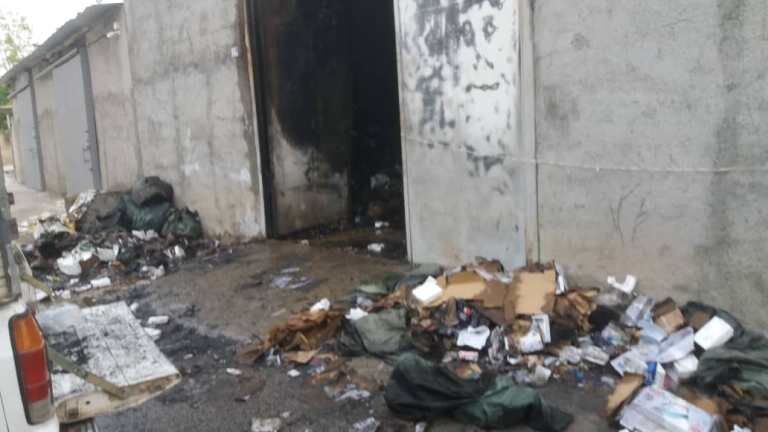 آتش ‌سوزی انبار لوازم خانگی در گناوه پس از ۱۰ ساعت مهار شد 