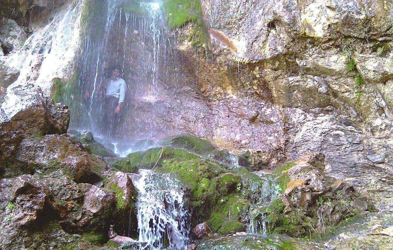 ۳۵ هزار و ۸۷۱ نفر از جاذبه های گردشگری لرستان دیدن کردند
