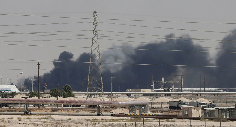 یمن با ۶ پهپاد تاسیسات نفتی آرامکو در عربستان را هدف حمله قرار داد