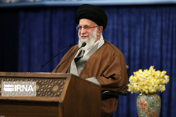 Supreme Leader hails Iranians' strength in message on New Year