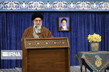 Supreme Leader hails Iranians' strength in message on New Year