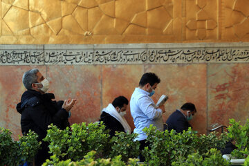 Le sanctuaire de l'Imam Reza à Machhad accueille le festival Nowruz
