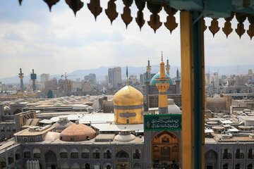 Le sanctuaire de l'Imam Reza à Machhad accueille le festival Nowruz
