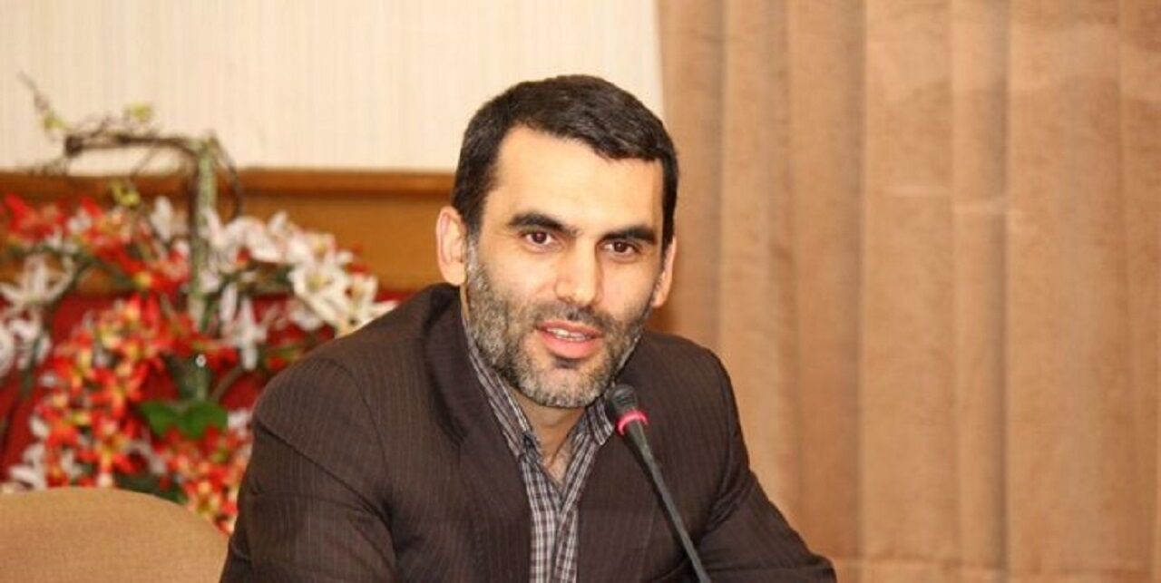 نماینده مجلس: مدل‌های بومی در حوزه تولید طراحی شود