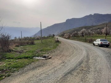 طبیعت زیبای یکی از روستاهای مرزی سردشت در آغاز فصل بهار