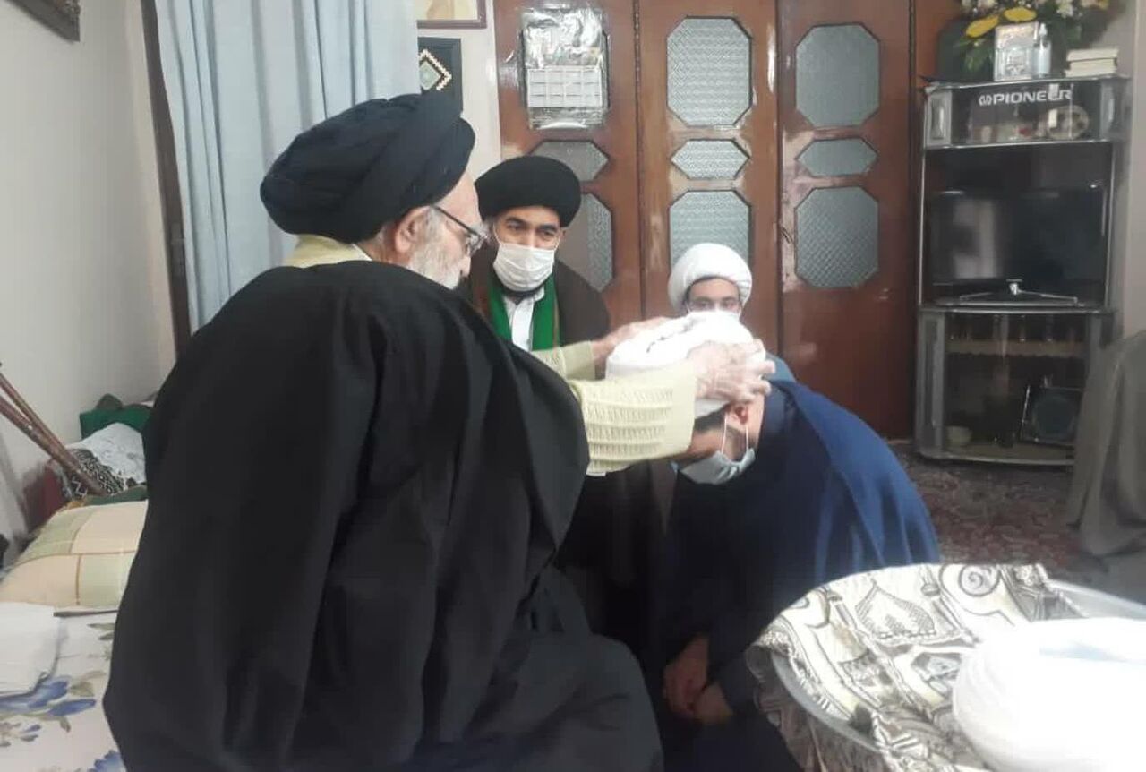 آیین عمامه‌گذاری طلاب در ورامین برگزار شد