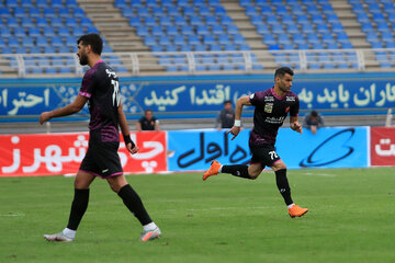 لیگ برتر فوتبال/مسابقه پدیده مشهد و پرسپولیس تهران