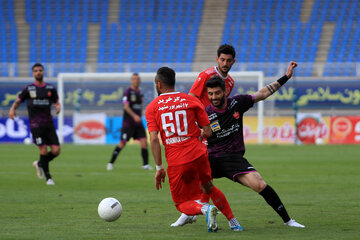 لیگ برتر فوتبال/مسابقه پدیده مشهد و پرسپولیس تهران