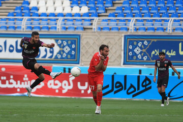 لیگ برتر فوتبال/مسابقه پدیده مشهد و پرسپولیس تهران