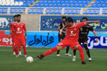 لیگ برتر فوتبال/مسابقه پدیده مشهد و پرسپولیس تهران