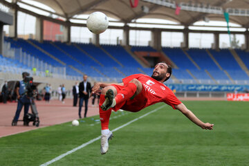 لیگ برتر فوتبال/مسابقه پدیده مشهد و پرسپولیس تهران