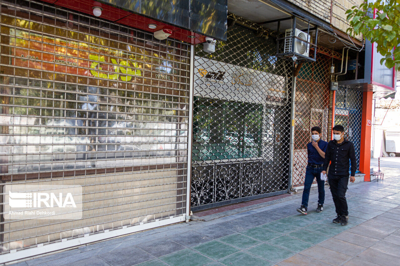 فرماندار: مشاغل گروه‌های ۲ تا چهار تا بهبود وضعیت خمین تعطیل شدند