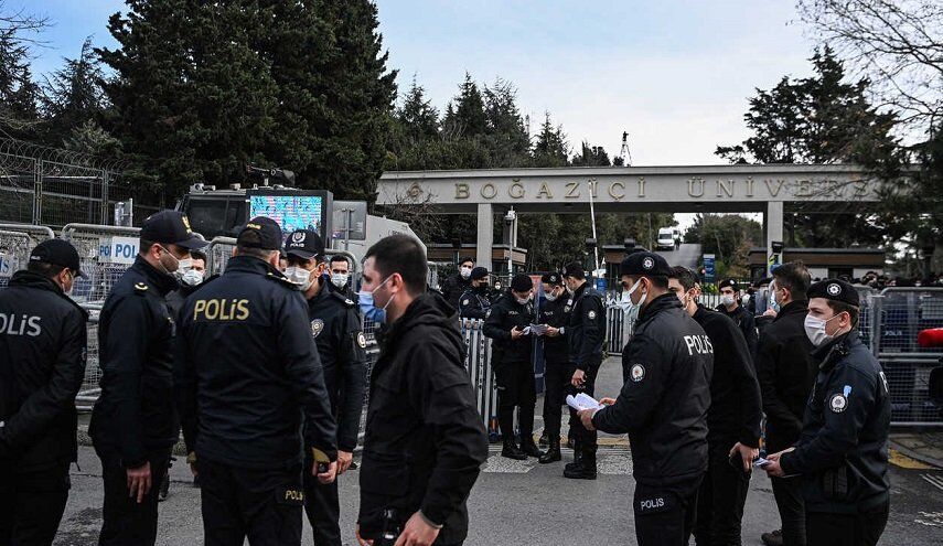 دادگستری ترکیه دستور بازداشت ۱۰ دریادار بازنشسته را صادر کرد 