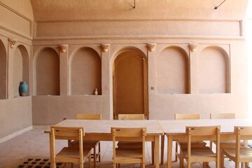 La maison historique Salar à Meybod