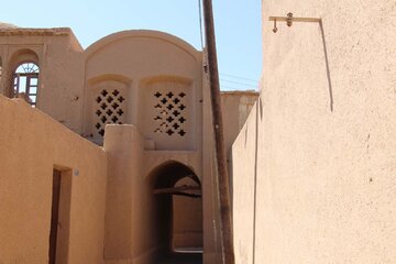 La maison historique Salar à Meybod