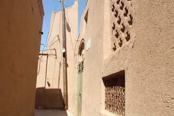 La maison historique Salar à Meybod