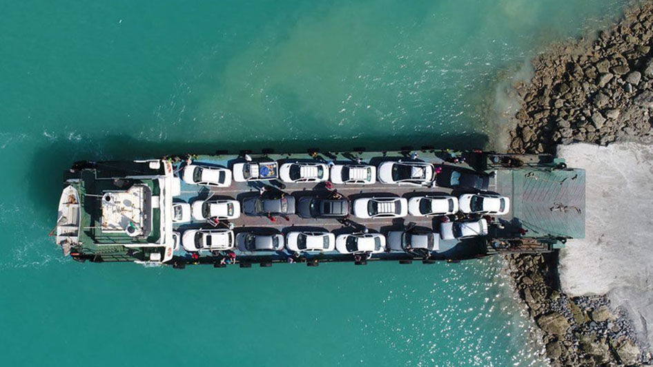 وارد کننده غیرقانونی خودرو در بوشهر بیش از ۱۲۱ میلیارد تومان جریمه شد
