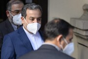Araghchi leaves for Vienna