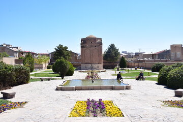 الگوی نگهداری از محوطه آثار تاریخی؛ از گنبد سرخ تا رصدخانه مراغه