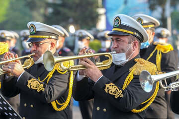 رژه روز ارتش در رشت‎